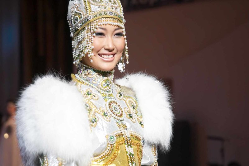 Костюмы якутские национальные Нюргуяна Яковлева