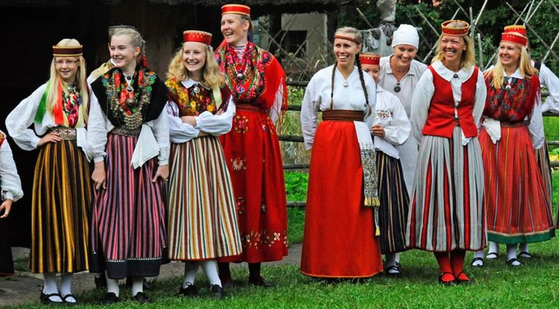 Национальный костюм Швейцарии