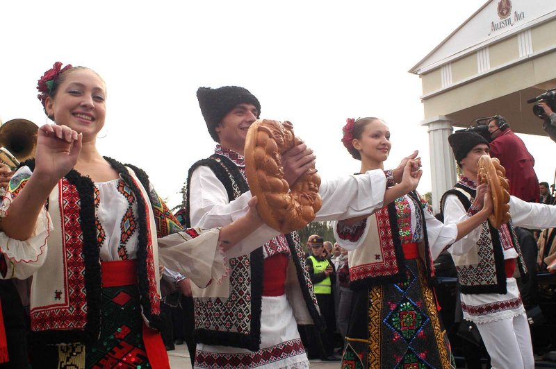 Костюм молдавский