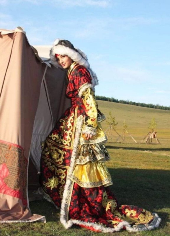 Монголия нац одежда