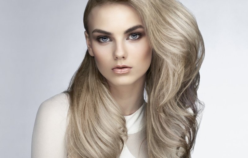 Стрижка Lob long-Bob
