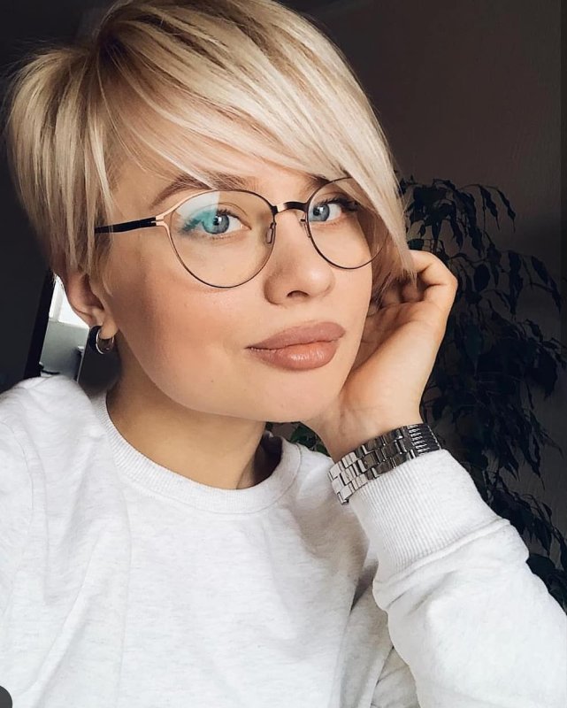 Варум стрижка Пикси