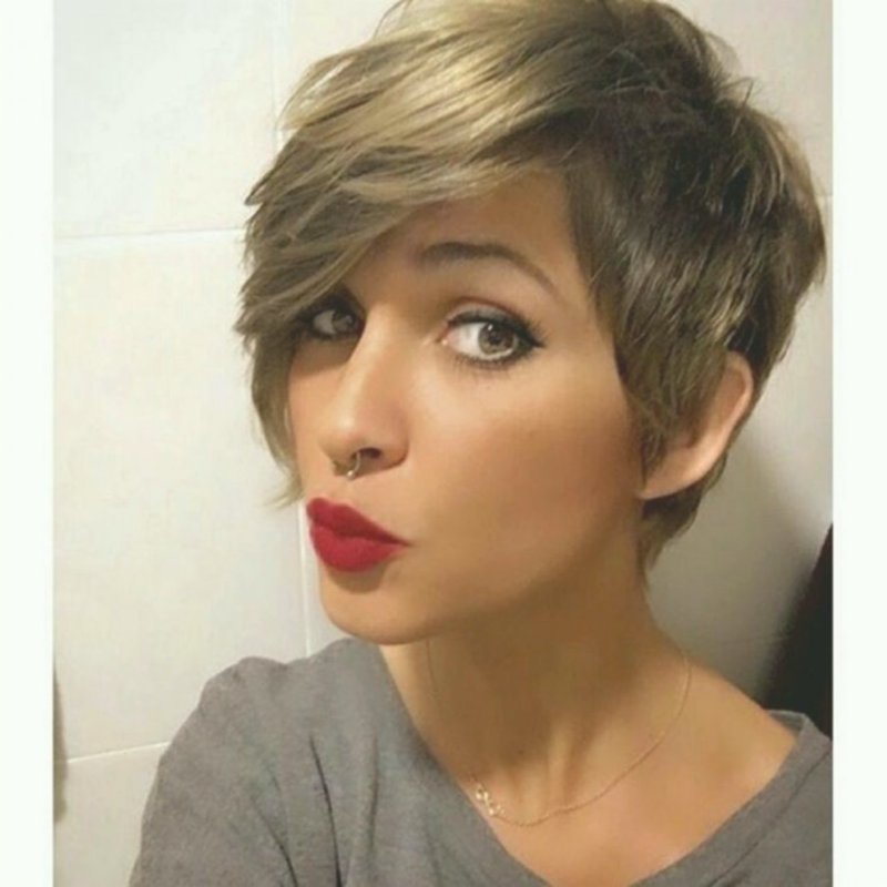 Natalie Portman short hair