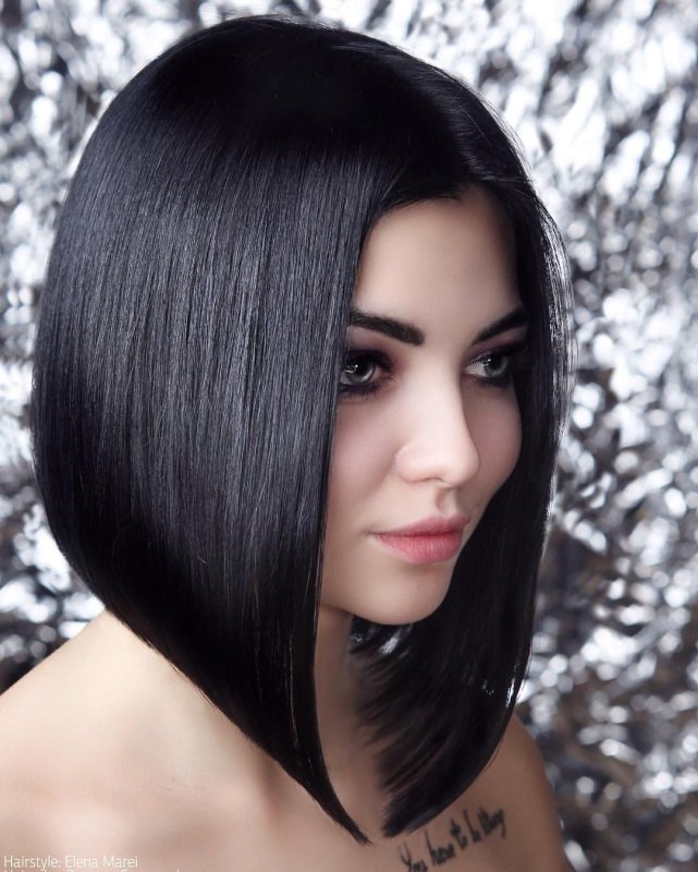Каре с удлиненными прядями впереди