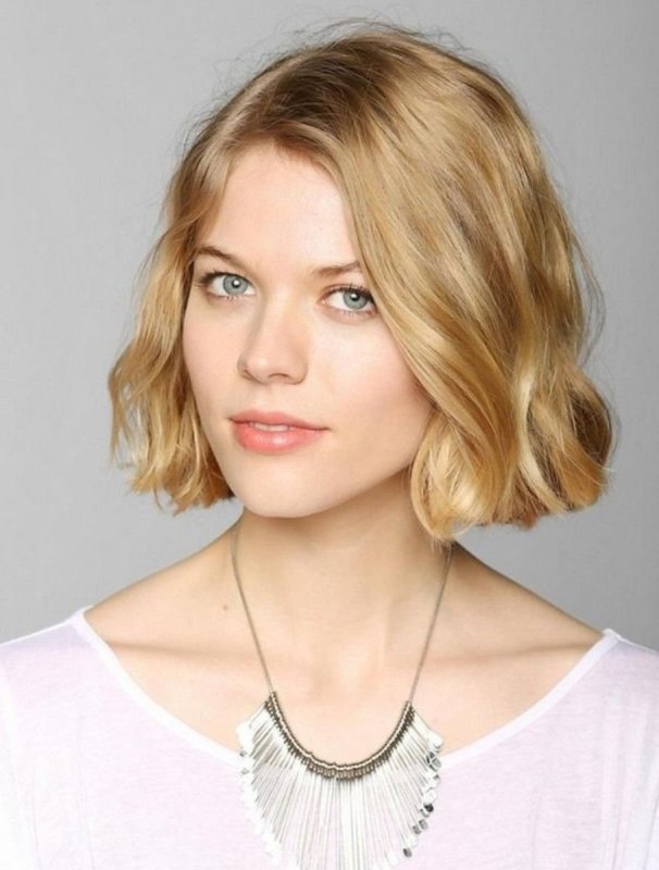 Short Bob стрижка