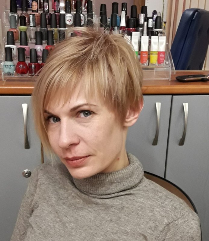 Стрижки женские для тонких волос