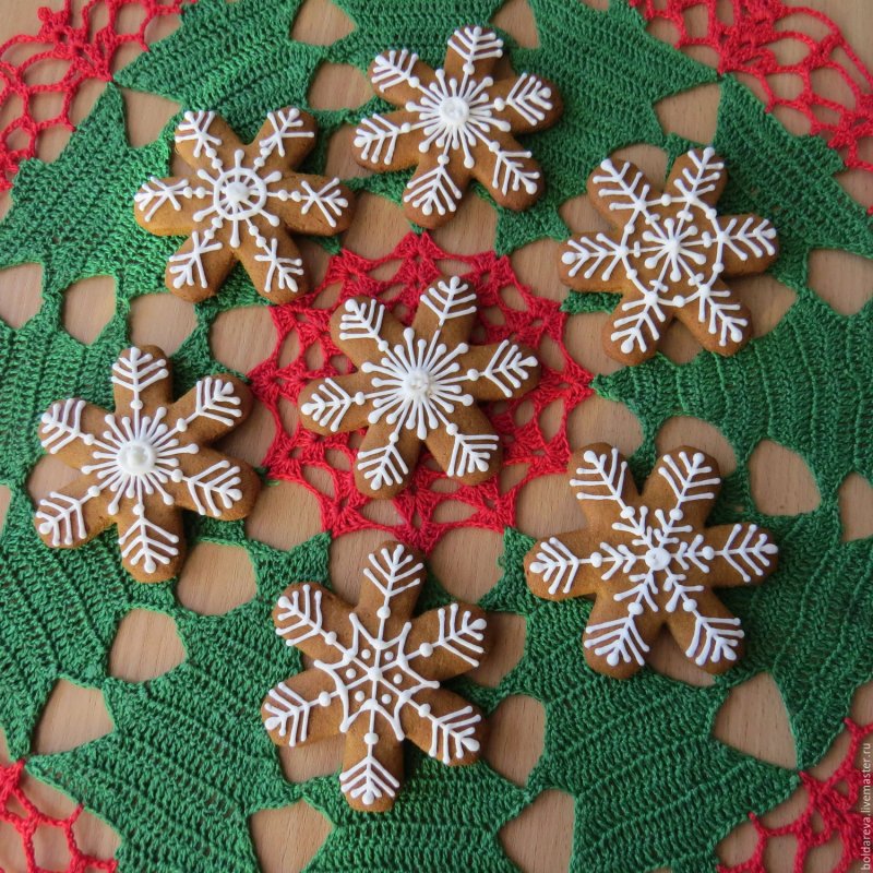 Пряники снежинки новогодние