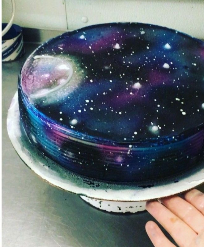 Космический торт с леденцами