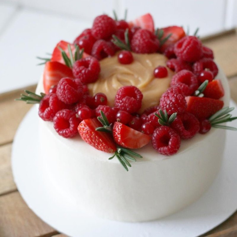 Домашний тортик с клубникой