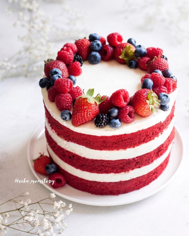 Торта "красный бархат" (Red Velvet).