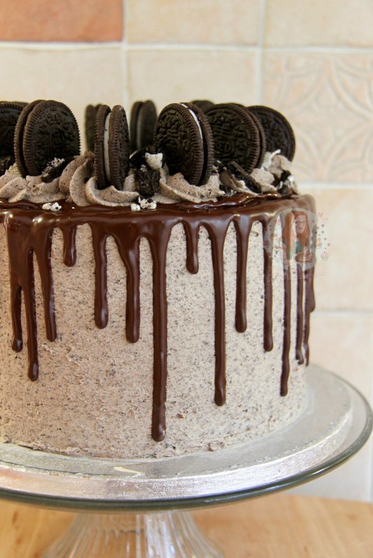 Украшение торта Oreo