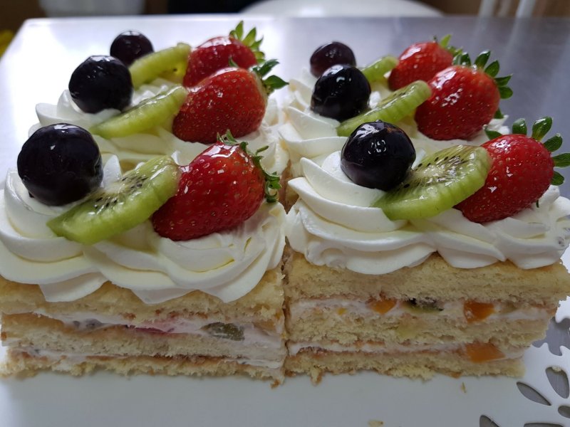 Little lad Berries and Cream boi