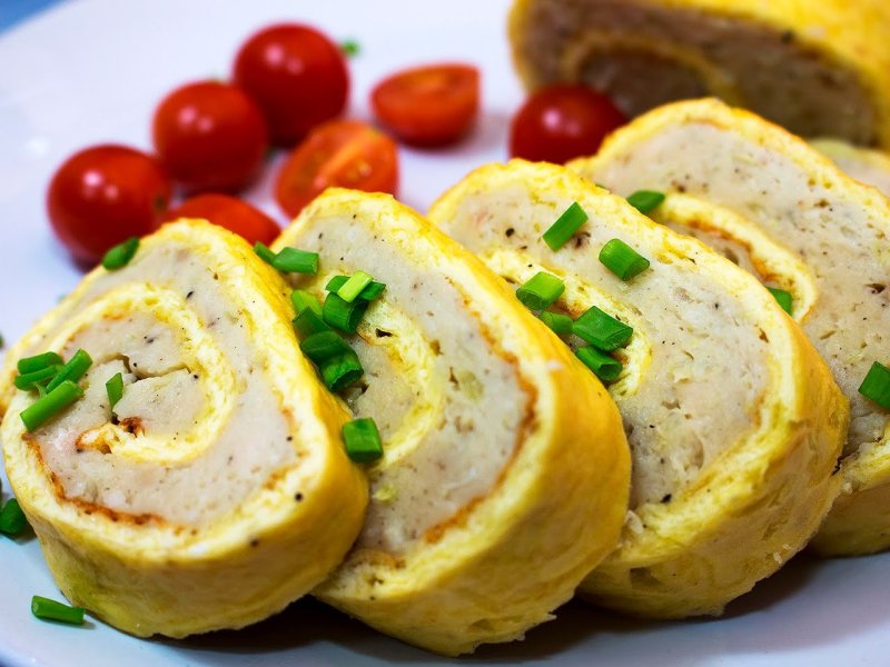 Куриные рулетики с грибами и сыром