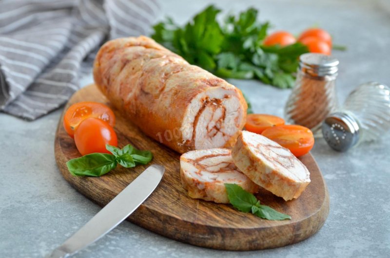 Куриный рулет фаршированный