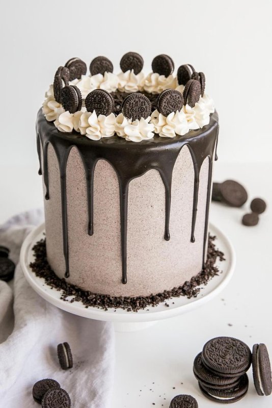 Украшение торта Oreo