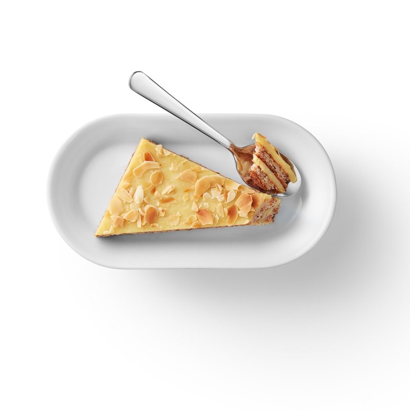 Миндальный торт кусок