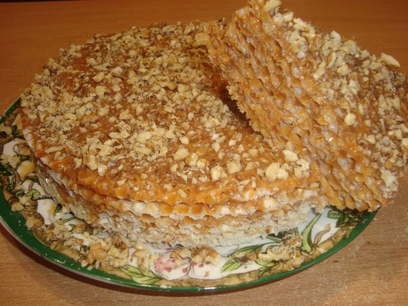 Вафельный тор со сгущенкой