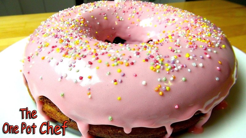 Торт с пончиками для девочки