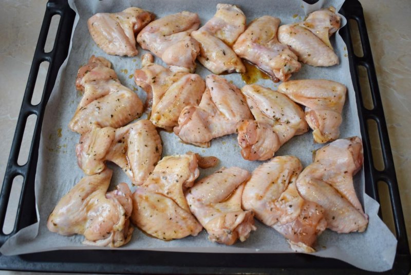 Куриные крылышки в духовке