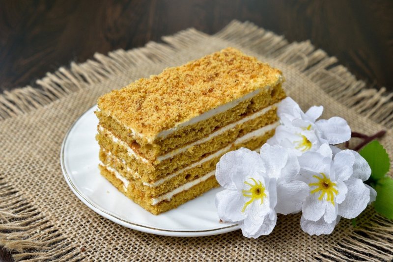 Вертикальный медовик Амбассадор