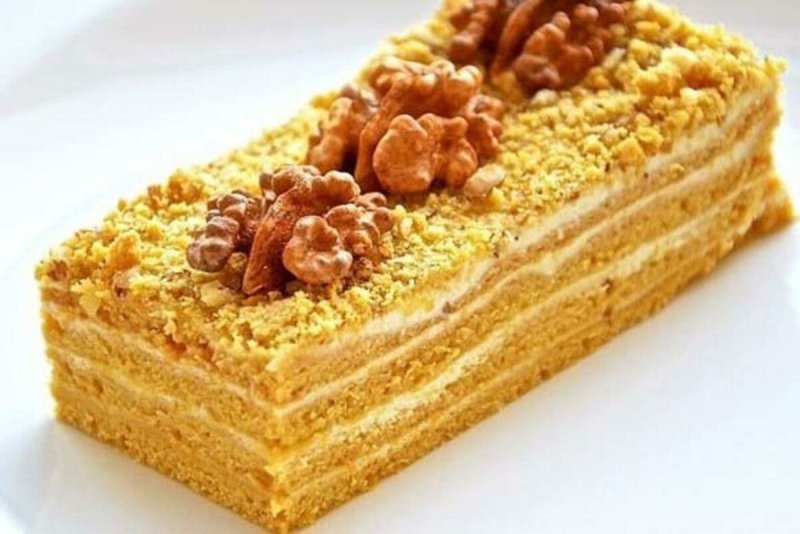Высоцкая медовик