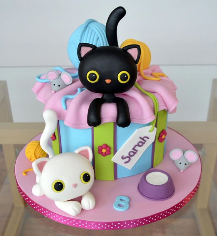 Торт с «кошечкой»