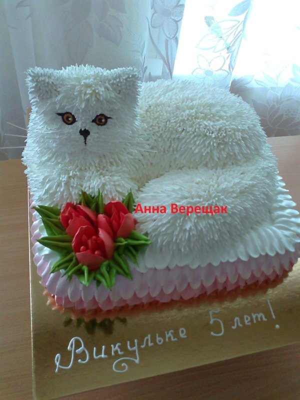 Торт в виде кошки