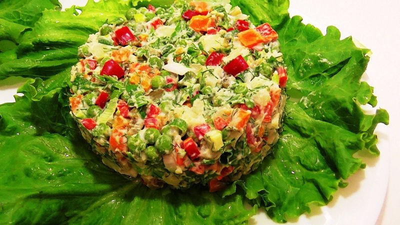 Салат овощной домашний