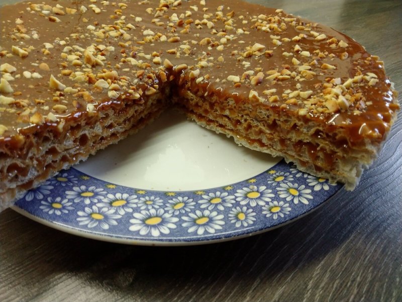 Торт со сгущенкой и сметаной