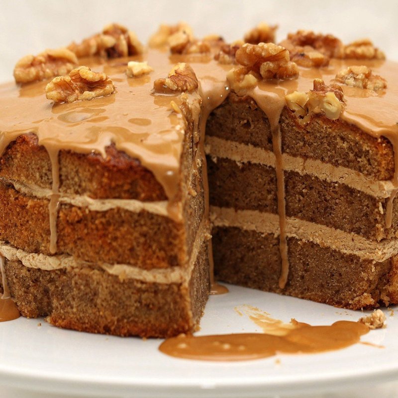 Торт с орехами и сгущенкой
