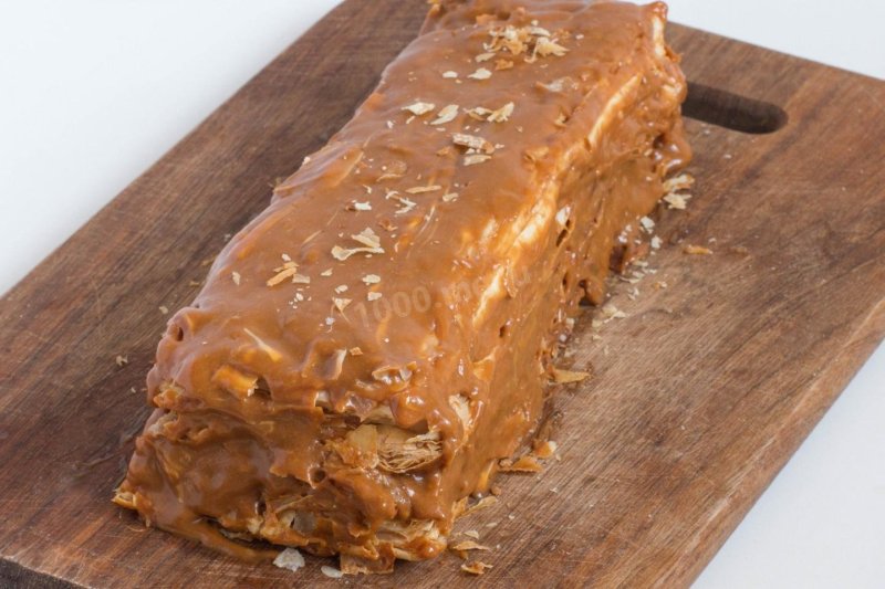 Торт с орехами и сгущенкой