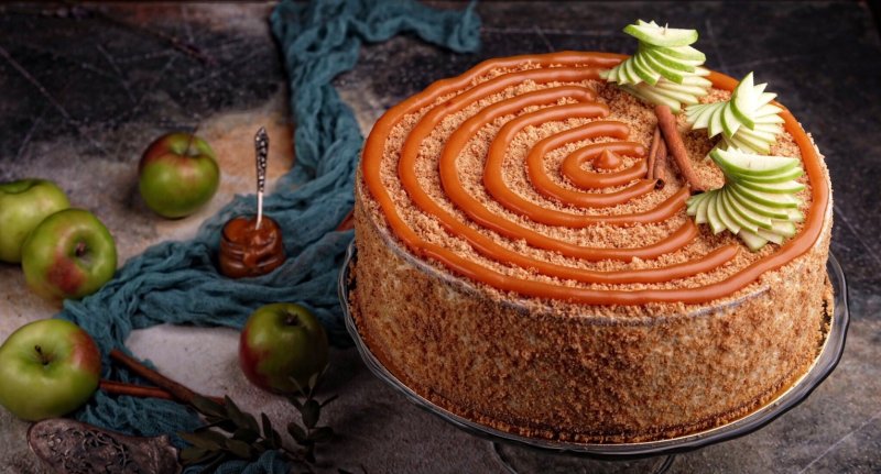 Торт с сердечками для девочки