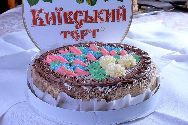 Пирожные в кондитерской
