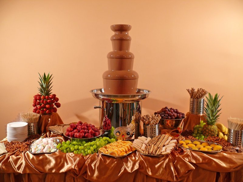 Фонтан Chocolate Fondue