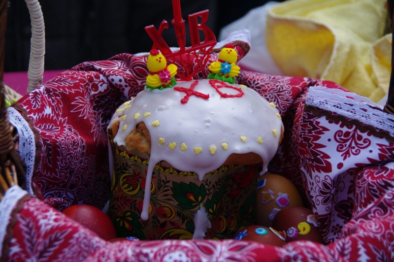 Церковь Святой Троицы кулич и Пасха