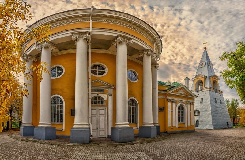 Арх.Львов. Троицкая Церковь «кулич и Пасха»