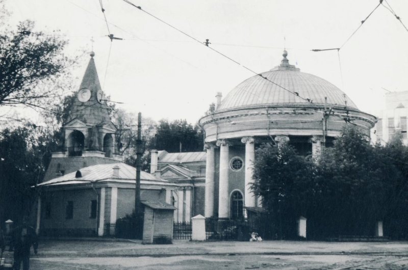 Троицкая Церковь в Санкт-Петербурге на Обуховской обороне
