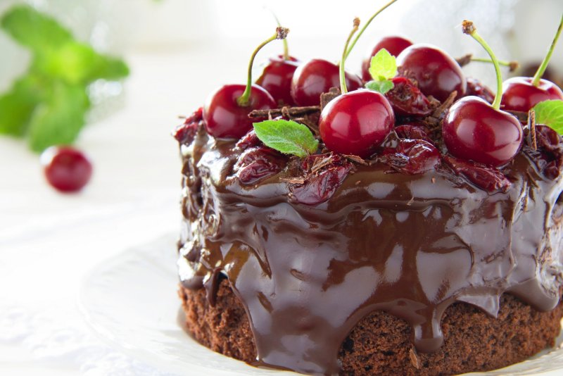 Капкейк с вишенкой