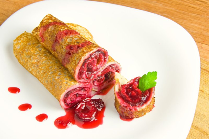 Блинчики со сладкой начинкой