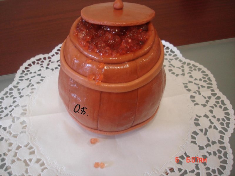 Торт из красной и черной икры