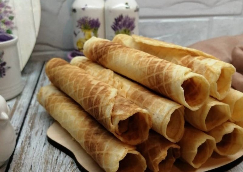 Вафельница Кубань ЭВ 1.0/220 красная