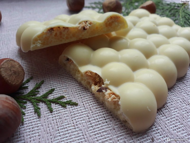 Белый шоколад с орехами
