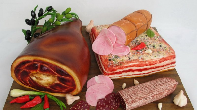 Торт из колбасы и сыра