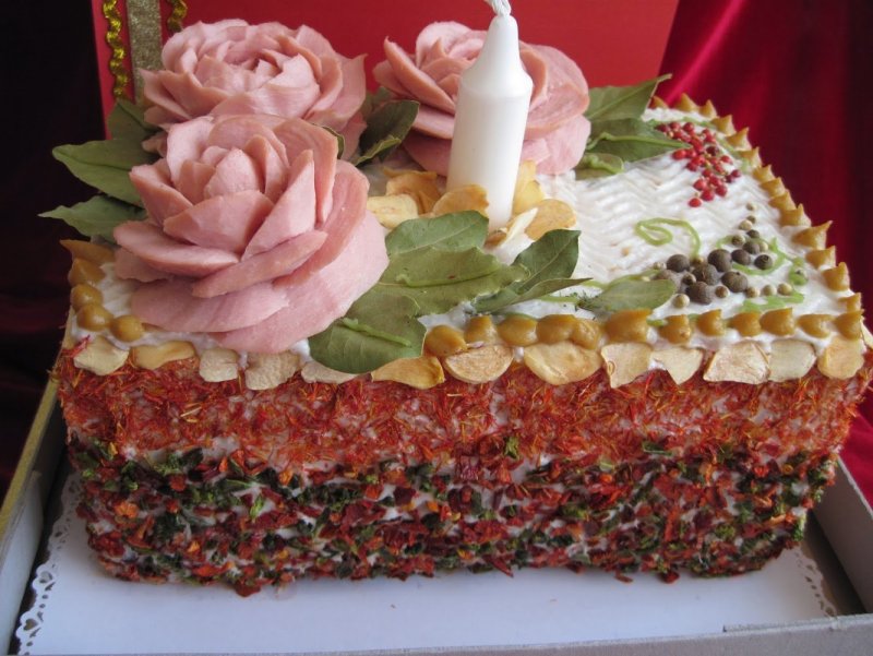 Мясной торт для мужчины