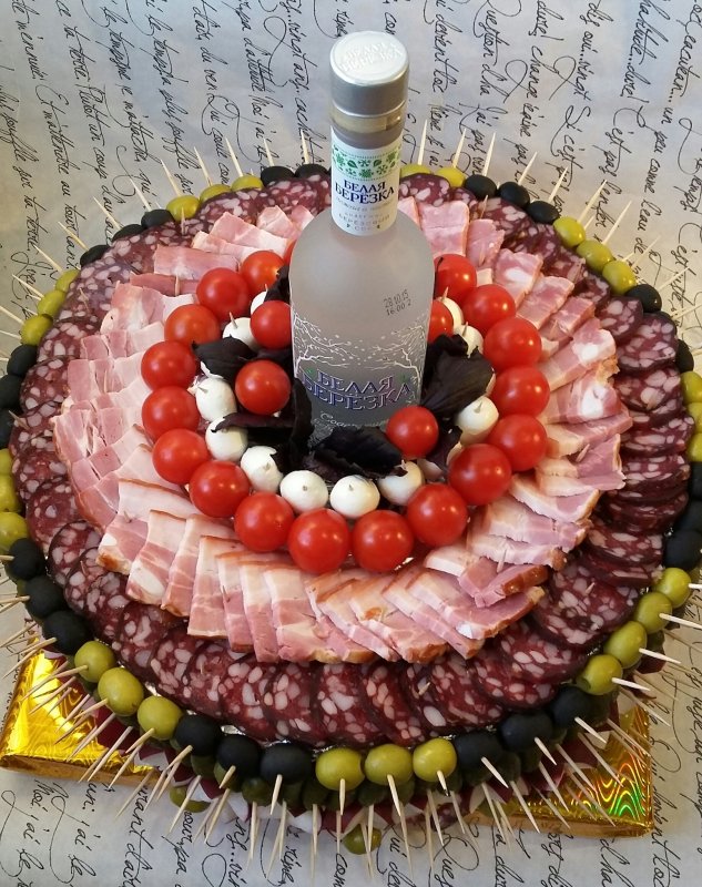 Колбасный торт своими руками