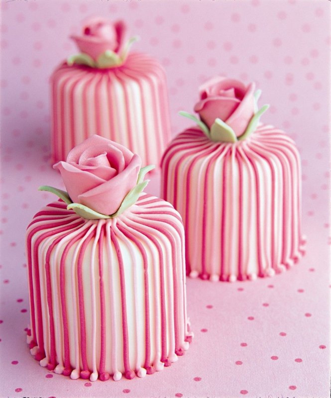 Red Velvet Mini Cakes