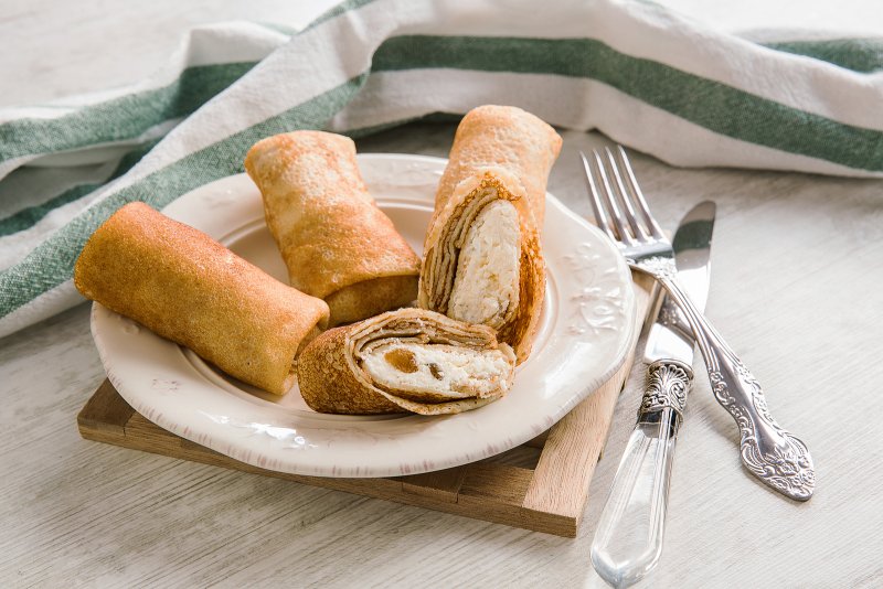 Блины с творожной начинкой