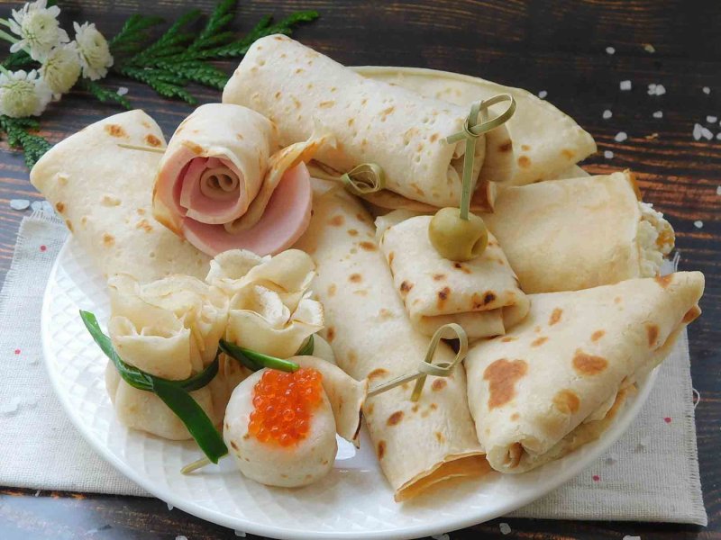 Блины с творогом и малиной