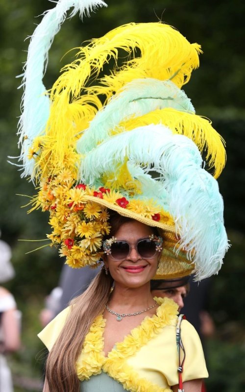 Шляпы на скачках Royal Ascot
