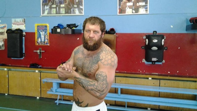 Александр Емельяненко gif
